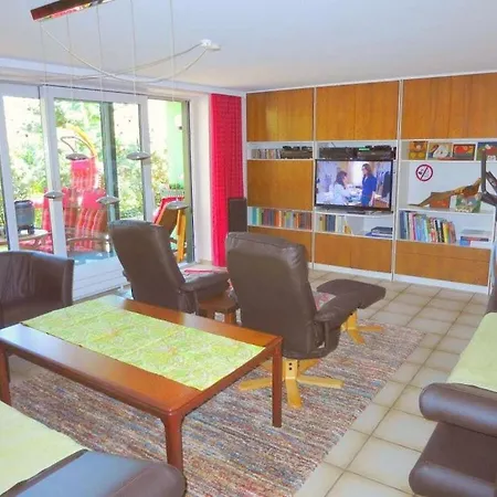 Apartamento With 1 Bedroom *